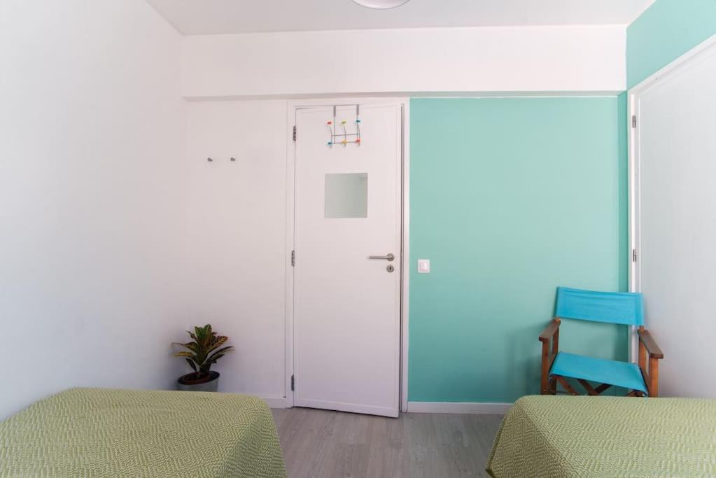Lisbon Waves Surf Lodge Almada Ngoại thất bức ảnh