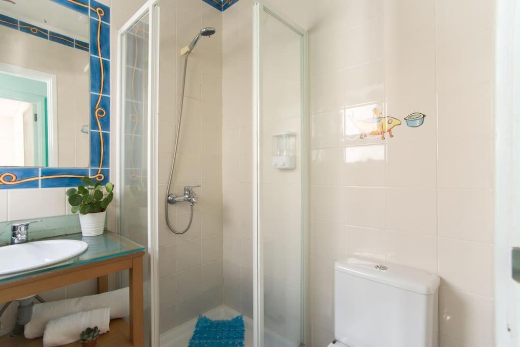 Lisbon Waves Surf Lodge Almada Ngoại thất bức ảnh