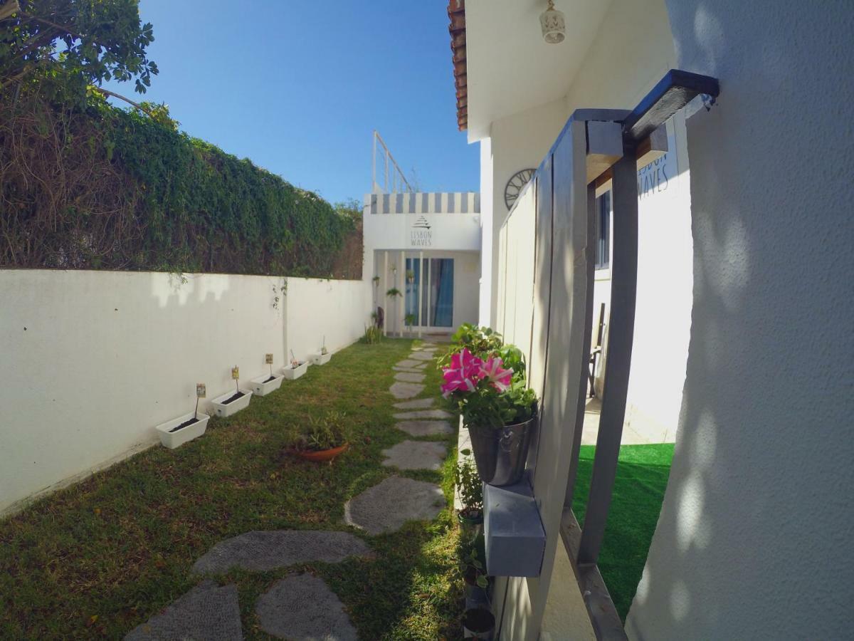 Lisbon Waves Surf Lodge Almada Ngoại thất bức ảnh