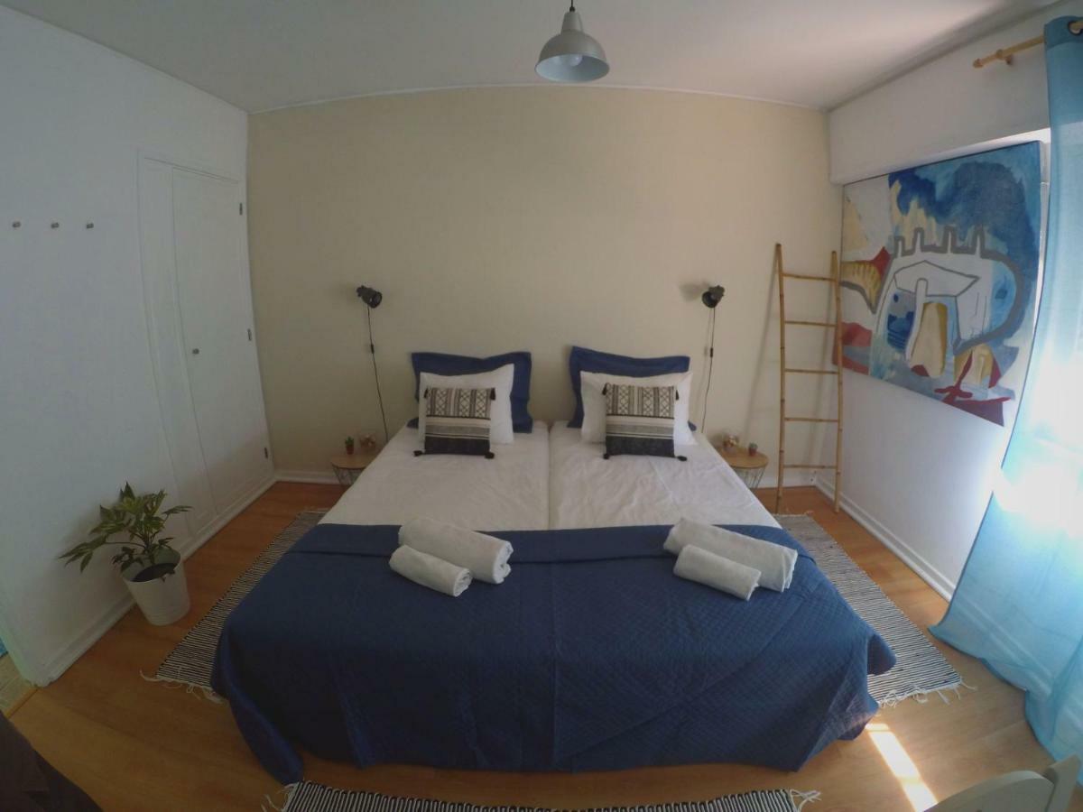 Lisbon Waves Surf Lodge Almada Ngoại thất bức ảnh
