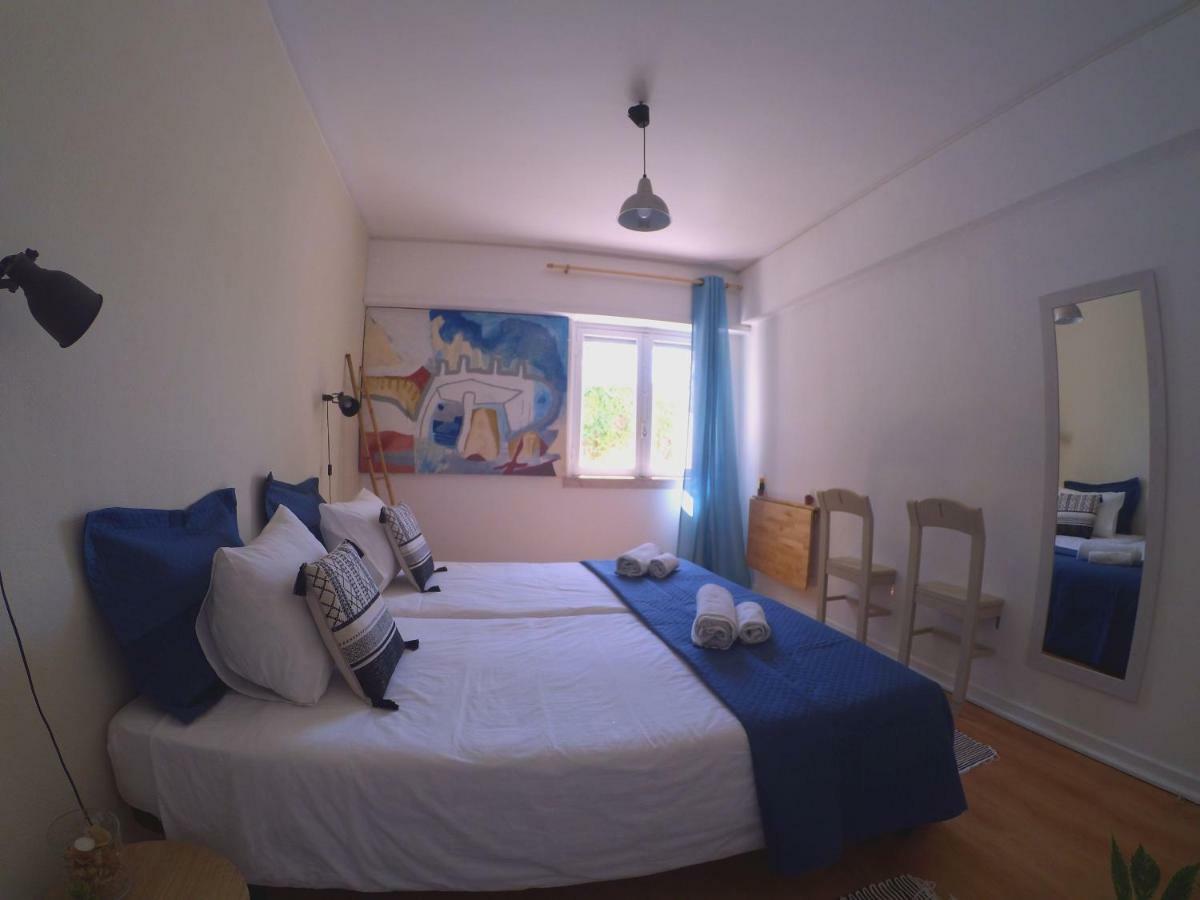 Lisbon Waves Surf Lodge Almada Ngoại thất bức ảnh