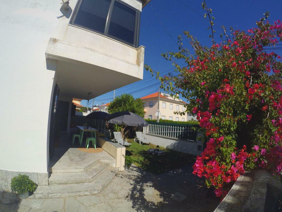 Lisbon Waves Surf Lodge Almada Ngoại thất bức ảnh